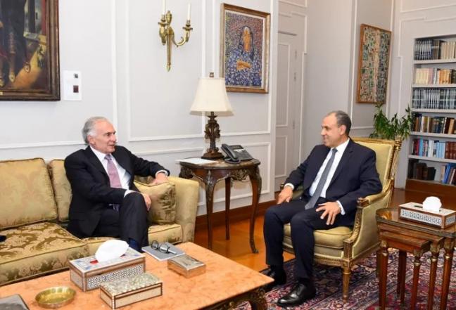 مصر تأمل أن تسهم المفاوضات الأمريكية-الإيرانية في إنهاء الحرب