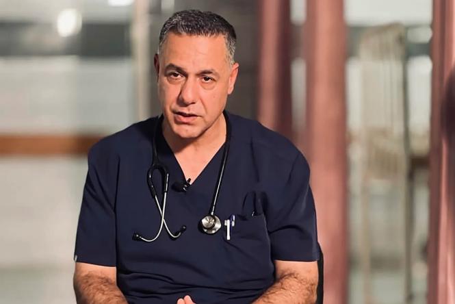 الاحتلال يمدد اعتقال الطبيب حسام أبو صفية دون تهمة