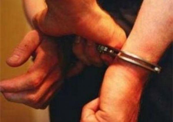 جنين: القبض على عصابة نفذت عمليات سطو على شركة تجارية