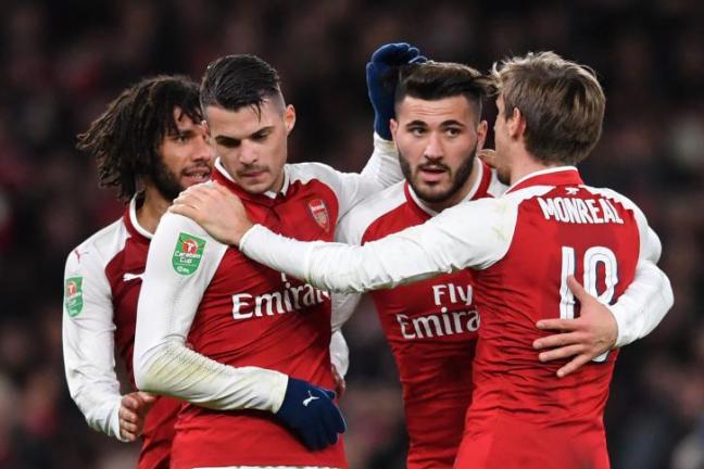 أرسنال يقلب الطاولة على تشيلسي ويصعد لنهائي كأس الرابطة