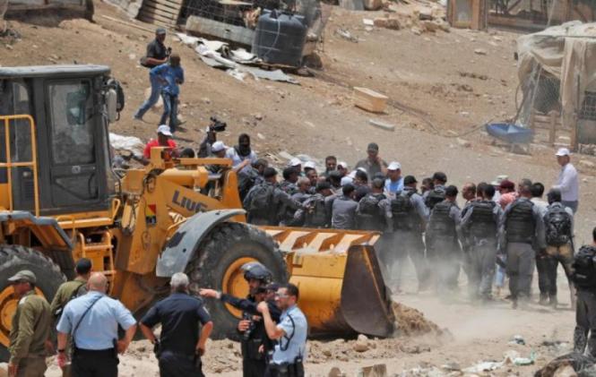 تنديد واسع بقرار محكمة الاحتلال اخلاء وهدم الخان الأحمر