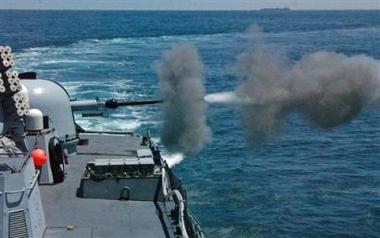 بحرية الاحتلال تفتح النار على الصيادين في بحر غزة