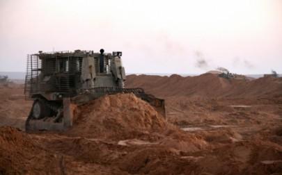 توغل محدود شرق غزة واستهداف مزارعين جنوب القطاع ووسطه