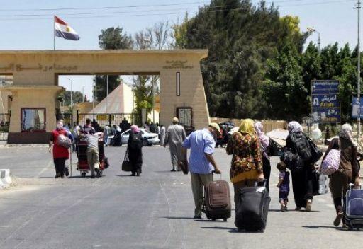 فتح معبر رفح لليوم الثاني لعودة العالقين بمصر