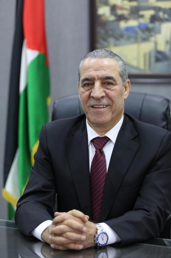 الشيخ يدعو إلى حوار وطني شامل تحت قيادة منظمة التحرير