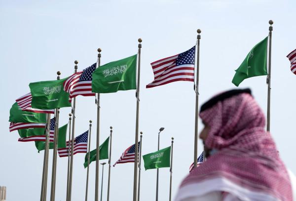 أول تعليق أمريكي على قرار السعودية فتح أجوائها لجميع الناقلات الجوية